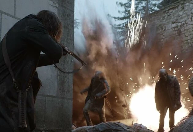 Кадр из 1 сезона сериала Ходячие мертвецы Дэрил Диксон