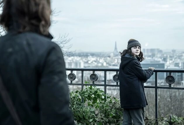 Кадр из 1 сезона сериала Ходячие мертвецы Дэрил Диксон