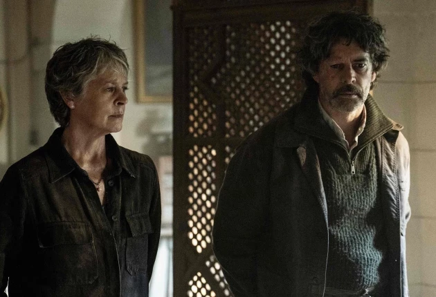 Момент из 3 сезона 7 серии сериала Ходячие мертвецы Дэрил Диксон